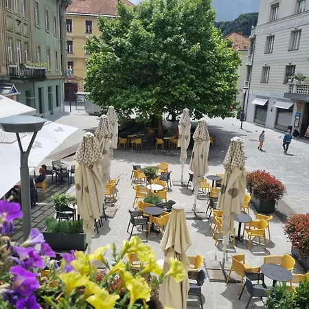 Fazarinc With Parking, Wellness And Store In The Center Of