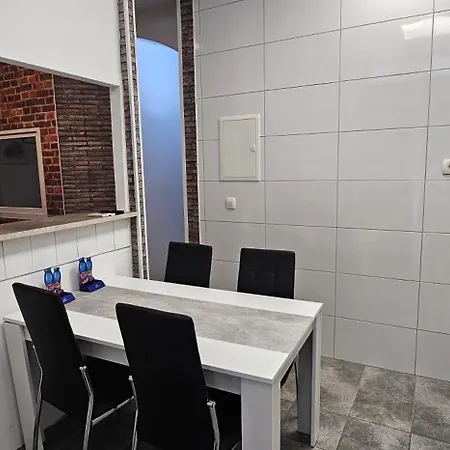 Fazarinc S Parkiriscem Apartmán