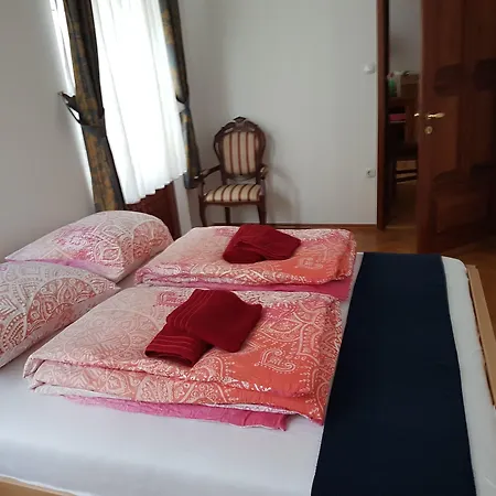 Fazarinc With Parking, Wellness And Store In The Center Of Apartment Celje