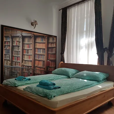 Fazarinc With Parking, Wellness And Store In The Center Of * צליה