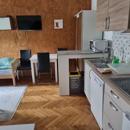 Апартаменты Fazarinc With Parking, Wellness And Store In The Center Of