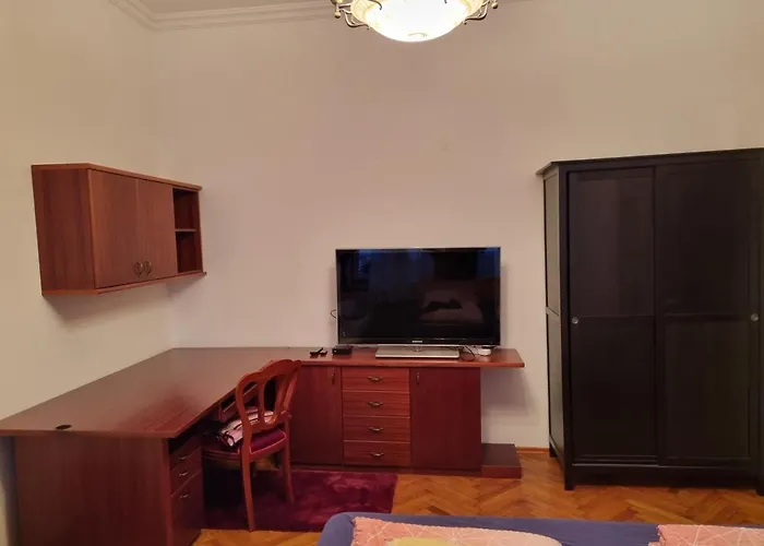 Fazarinc With Parking, Wellness And Store In The Center Of