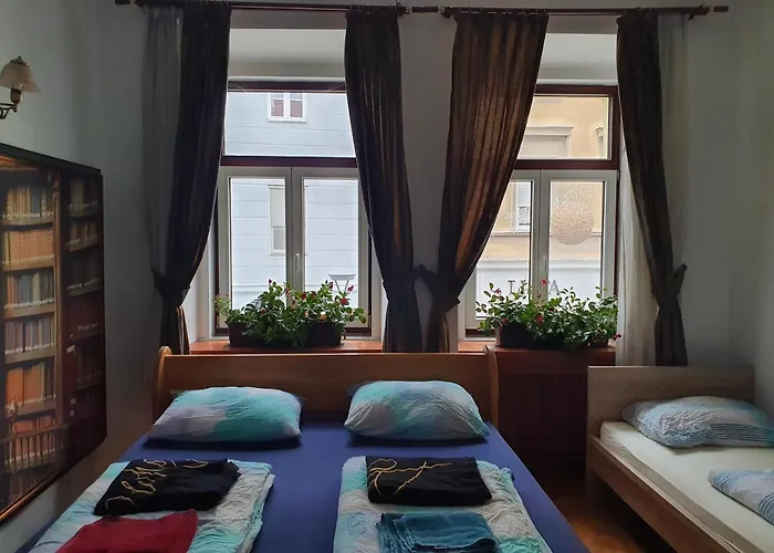 Apartamento Fazarinc With Parking, Wellness And Store In The Center Of