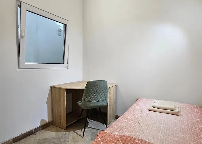 Fazarinc With Parking, Wellness And Store In The Center Of Apartament Celje