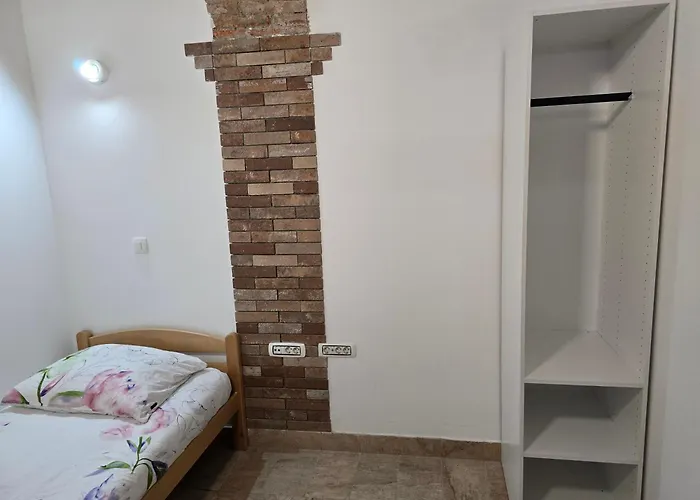 Fazarinc With Parking, Wellness And Store In The Center Of Apartament Celje