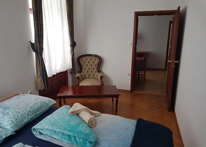 Appartamento Fazarinc With Parking, Wellness And Store In The Center Of *