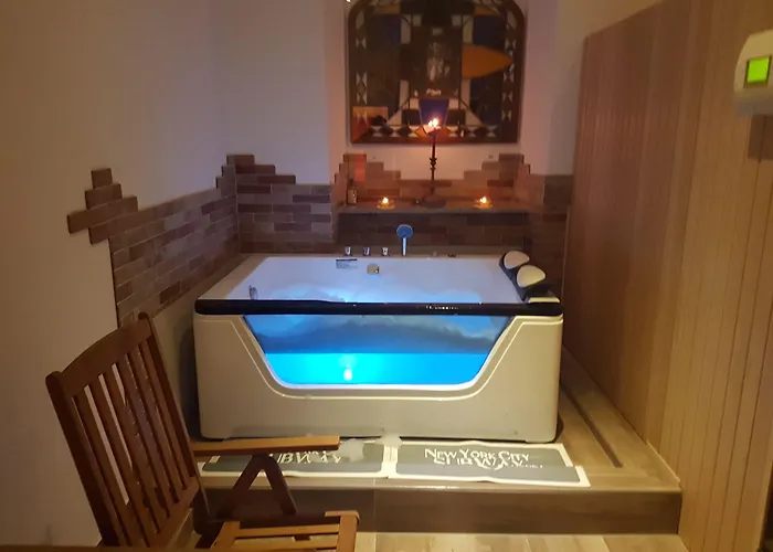 Apartament Fazarinc With Parking, Wellness And Store In The Center Of *