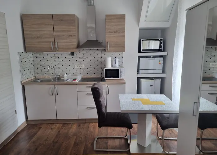 Fazarinc With Parking, Wellness And Store In The Center Of Apartament