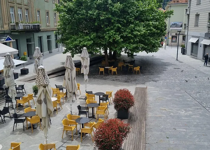 Fazarinc With Parking, Wellness And Store In The Center Of Apartament