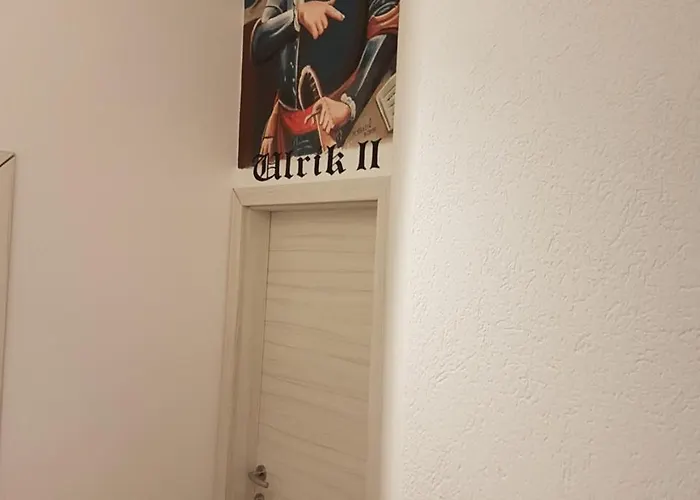 アパート Fazarinc With Parking, Wellness And Store In The Center Of